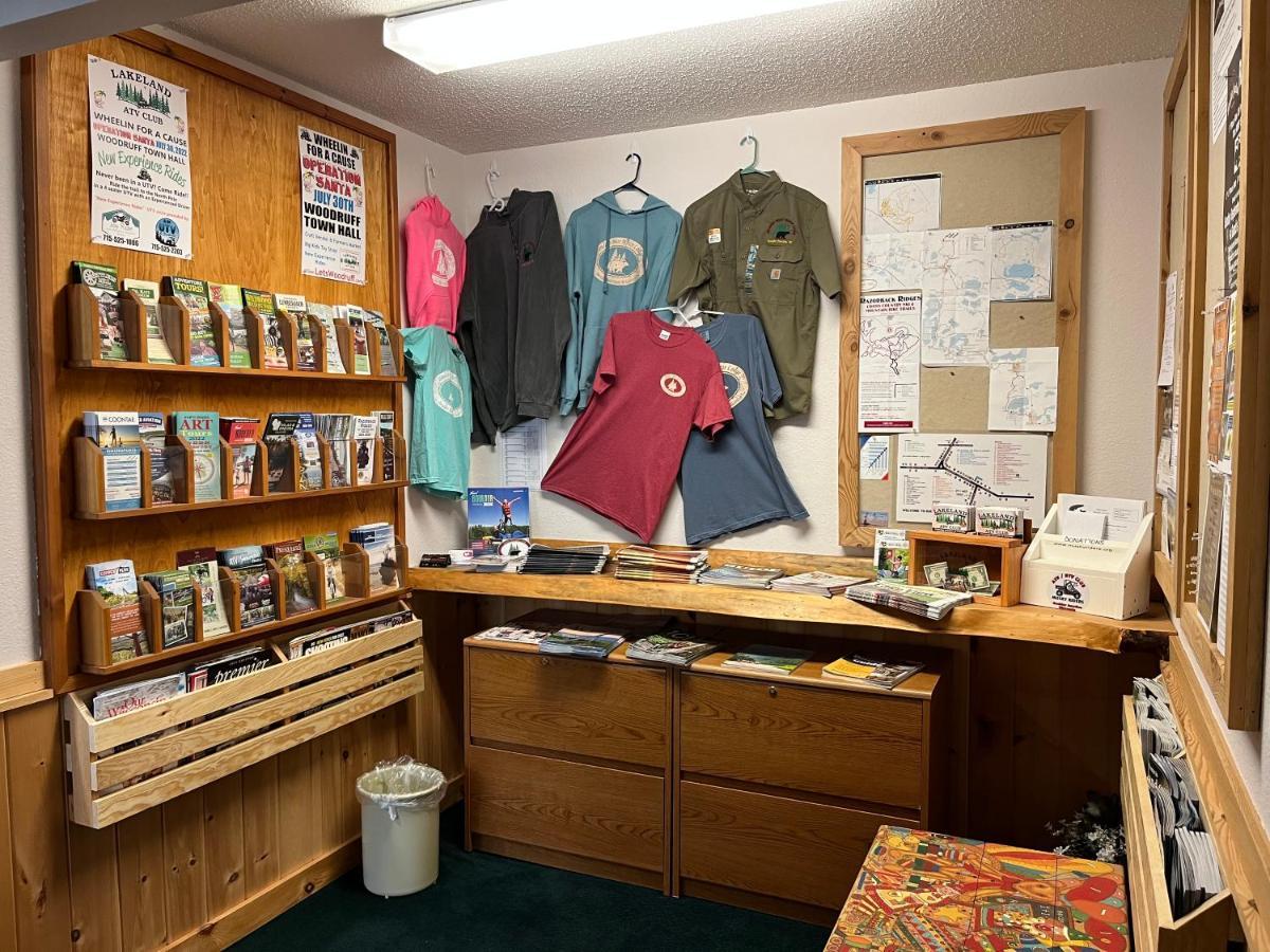 Boulder Bear Motor Lodge Boulder Junction Bagian luar foto