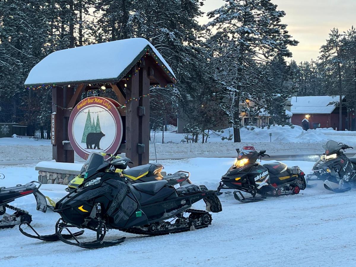 Boulder Bear Motor Lodge Boulder Junction Bagian luar foto